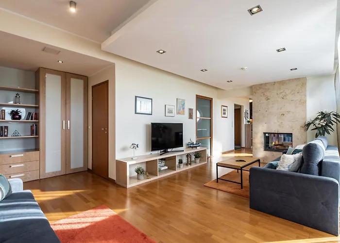 Airhome - The Admiral House
