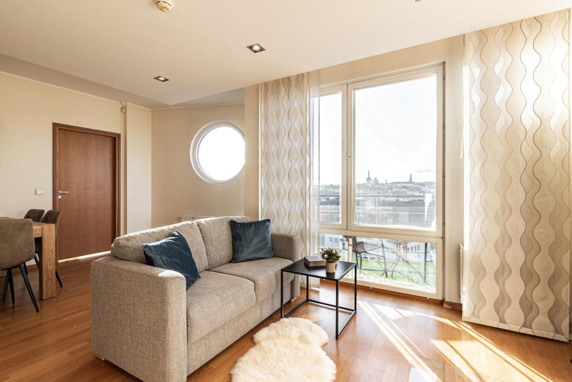 Airhome - The Admiral House *