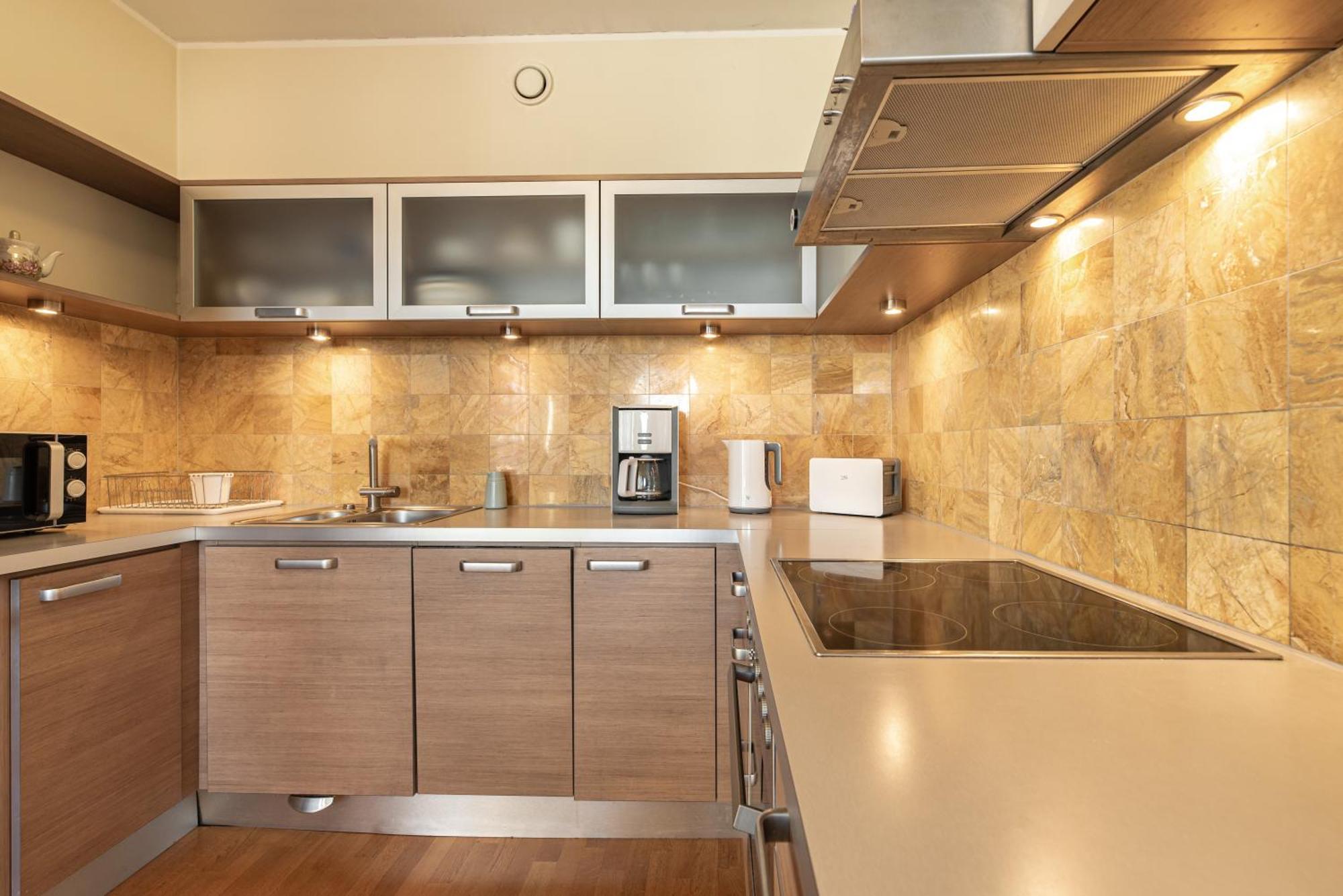 Korter Airhome - The Admiral House